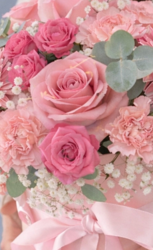 Classic pink flower box