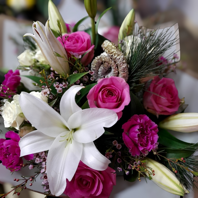 Pink Christmas bouquet