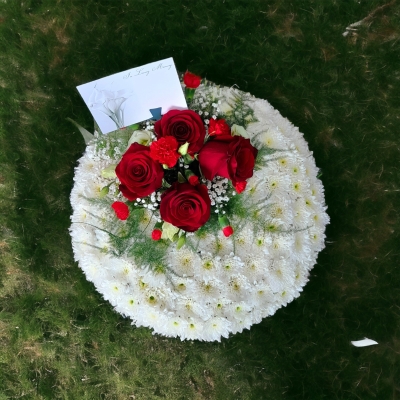 Posy pad white and red