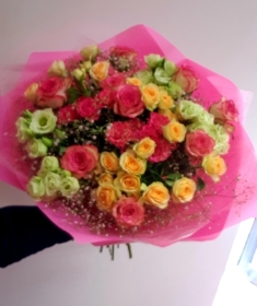 Florist choice flower bouquet 4