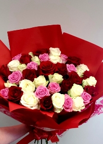 Mixed roses bouquet
