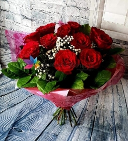 12 Roses with Love