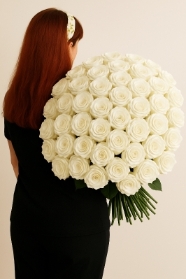 50 white roses