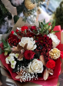 Christmas bouquet white and red