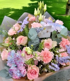 Pale colours bouquet