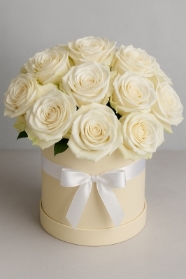 White roses in a hat box